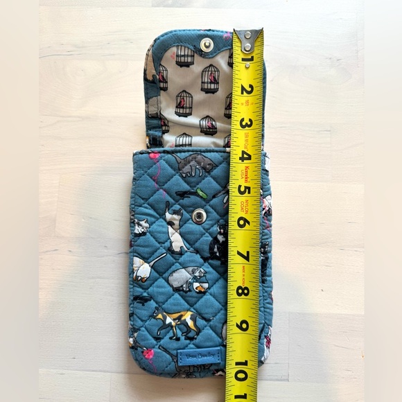 Vera Bradley Blue Cat Print Quilted Pouch - Picture 2 of 3